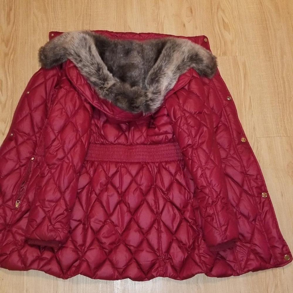 Cloth - Picture 4 of 4
